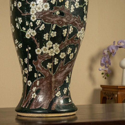 清 黑地粉彩喜上眉梢凤尾尊花瓶 商品图2