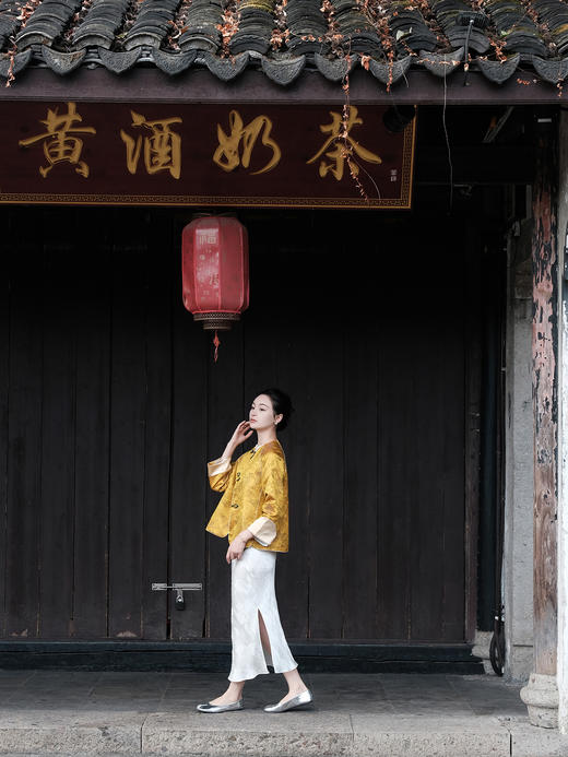 盛唐牡丹 |花香引蝶真丝宋锦对襟外套 商品图1