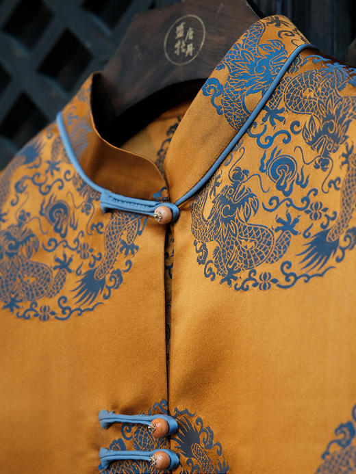 盛唐婧 |中式国风团龙库缎对襟马甲-橘色 商品图2