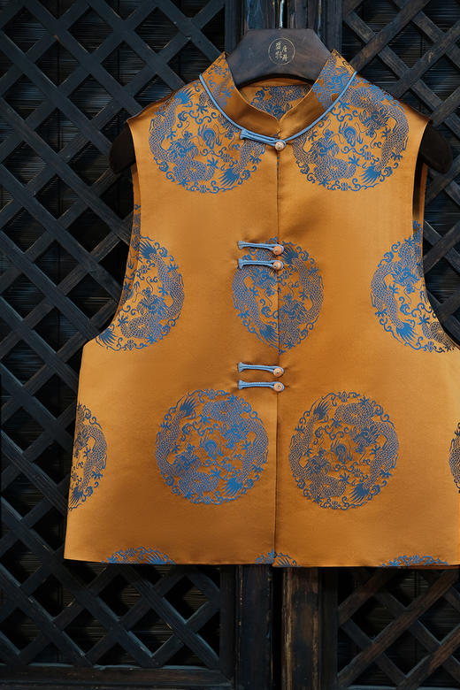 盛唐婧 |中式国风团龙库缎对襟马甲-橘色 商品图1