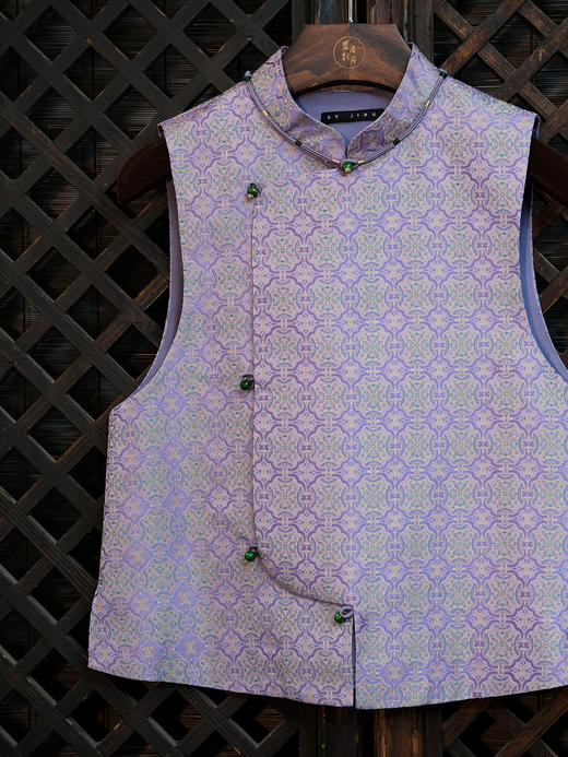 盛唐婧 |紫云中式国风宋锦琵琶襟马甲 商品图1