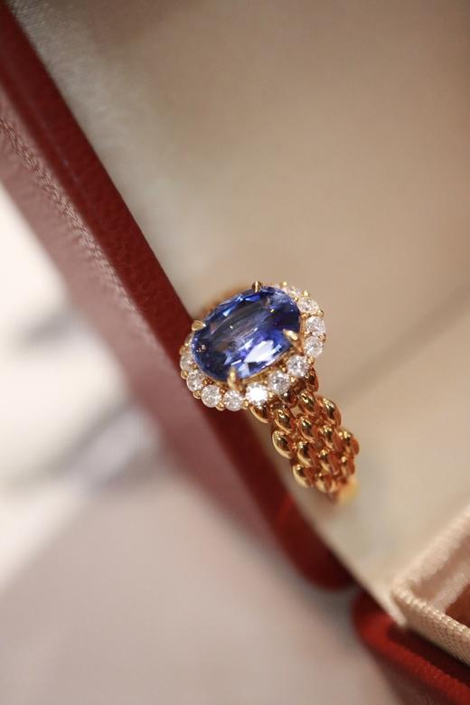1.76ct 蓝宝石戒指 商品图3