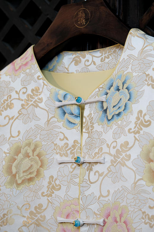 盛唐婧 |中式国风织金云锦牡丹花马甲 商品图4