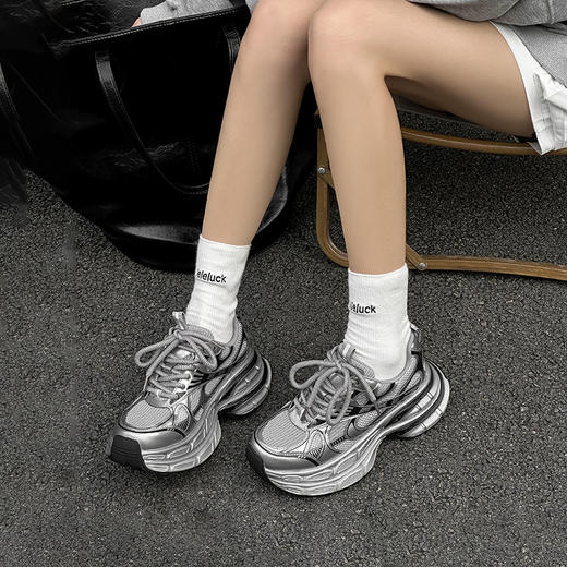 经典鲨2024年秋新款韩版时尚安可拉红网面跑步休闲老爹鞋女KW13-D37061 商品图1