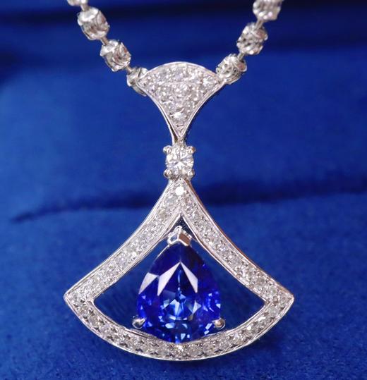0.76ct 蓝宝石吊坠 商品图3