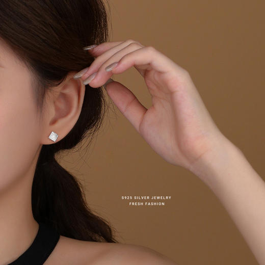 【方雅】S925银微镶满钻菱形耳钉【YXS-E4325】 商品图1