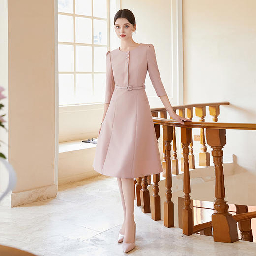 AD大方得体的裙子轻奢高级感粉色连衣裙气质女神范西装裙圆领伞裙 商品图3