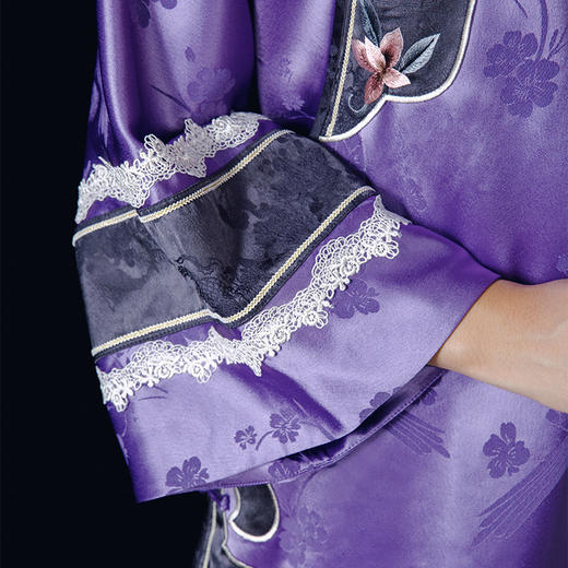 致橡树2024秋新款中式提花缎面绣花国风二大衫清汉女上衣F240753 商品图3