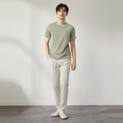 柒牌男装短袖T恤男2025夏季新品时尚潮流青年休闲百搭圆领上衣薄	128T71640 商品图3