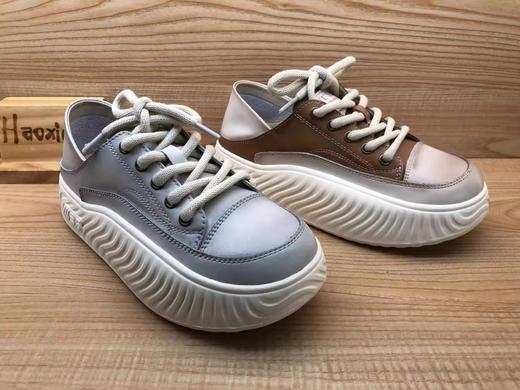 豪行2023年春季新品时尚休闲真皮软底舒适女单鞋23116171  偏小一码  建议拍大一码 商品图3