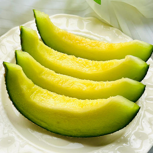 【顺丰包邮】脆软两吃 甜蜜多汁 | 牛3蜜瓜  新鲜瓜果 2个/3-4个礼盒装 商品图1