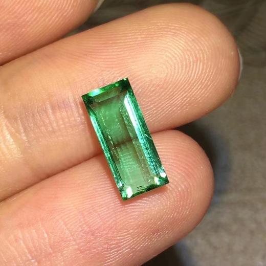 2.18ct 祖母绿裸石 商品图1