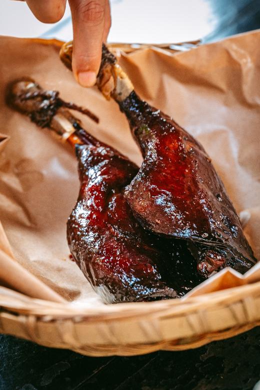 山里的消夏小吃！留海棠【 昌州酱鸭腿】古法制作工艺 老街油纸手工包 肉质细腻 润而不腻 带着酱卤香 下单72小时发货！ 商品图5