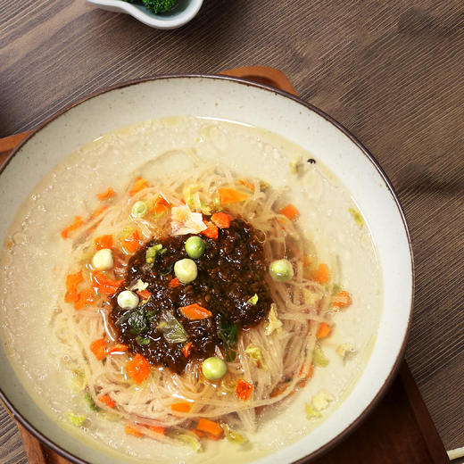 凤归巢香菇麻油素面6袋装/箱 速食面皮拌面汤面非油炸细面口感劲道只能泡不能煮 佛家斋面可供养寺院 商品图1