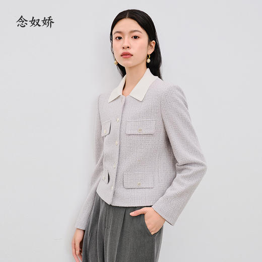 【商场同款】CNJ4859“睿智精英外套” 浅花纱灰色 气质无领设计 精致镂空雕花金属扣 长短适中 穿出好比例 商品图2