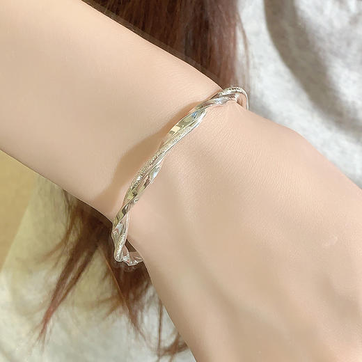 卡蒂罗/KADER 莫比乌斯 风荷亭亭手镯 新中式国潮步步生莲古典汉服穿搭可调节银镯 交织的爱丽莲花配饰 999足银 商品图5