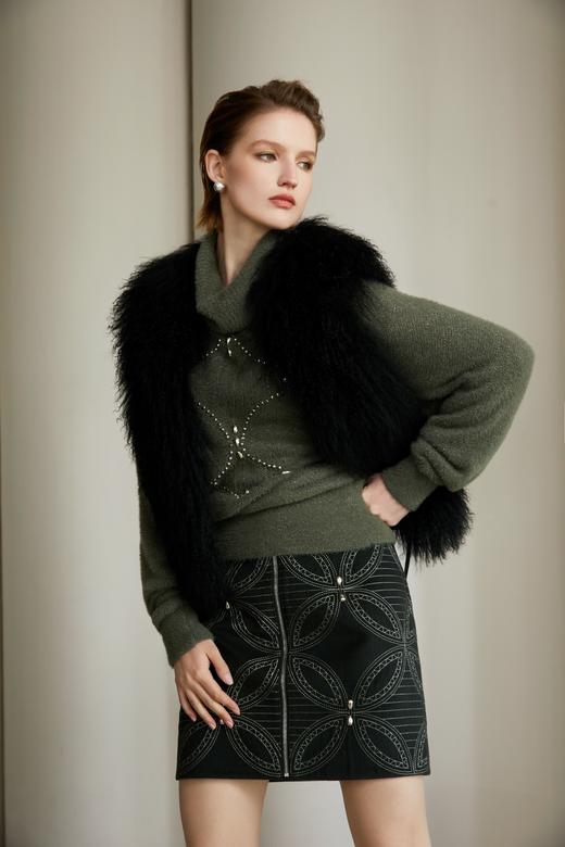 SAFICOO 时尚休闲 精致减龄 修身直筒短裙 商品图2