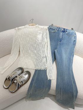 花朵蕾丝打底衫搭配灵感