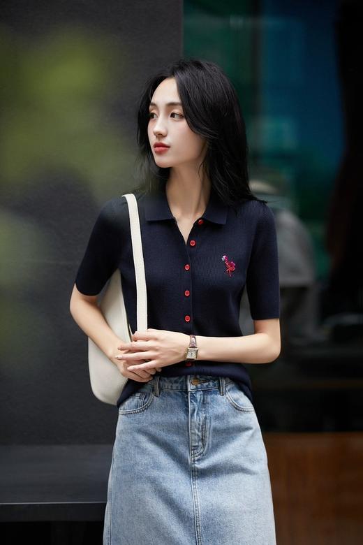 2F梵希威登小衫 商品图0