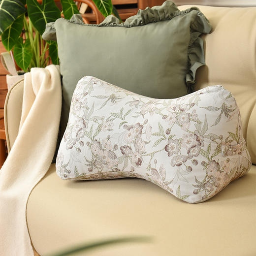 雅蕊系列三角腰枕护腰靠垫苦荞床头靠包沙发卧室飘窗高级感可拆洗 商品图3