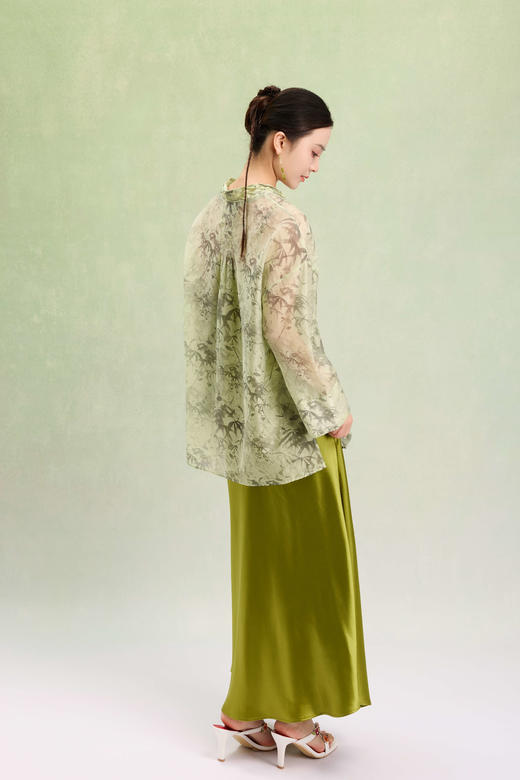 荷言GL 竹境 新中式对襟短衫长袖绿色水墨竹叶上衣透气防晒短外套 商品图3