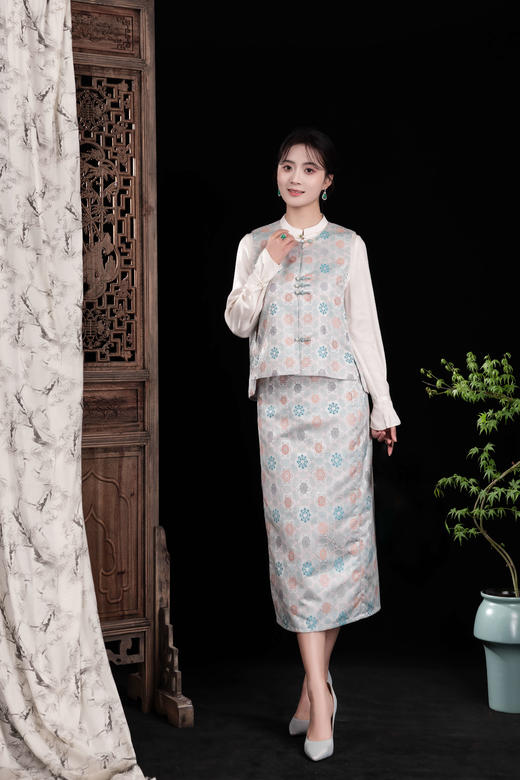 荷言GL 润如酥 夏季新中式马甲绳结盘扣玉石扣子 商品图2