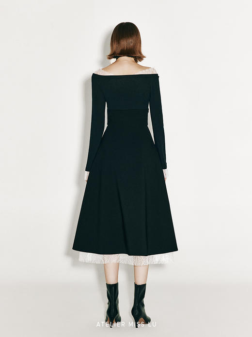 【轻空积云】蕾丝拼接设计一字肩抽褶弹力上衣 商品图2