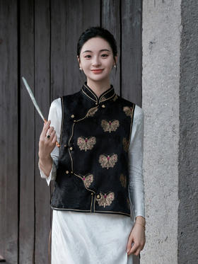 盛唐婧 |中式国风黑金蝴蝶花瓣襟马甲