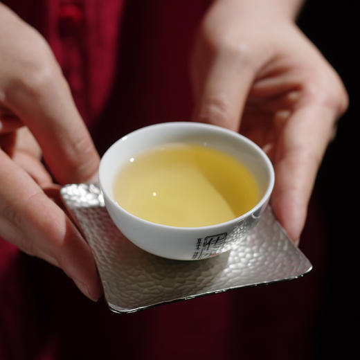 【会员专享】2021年桃子山古树纯料100克生饼 商品图3