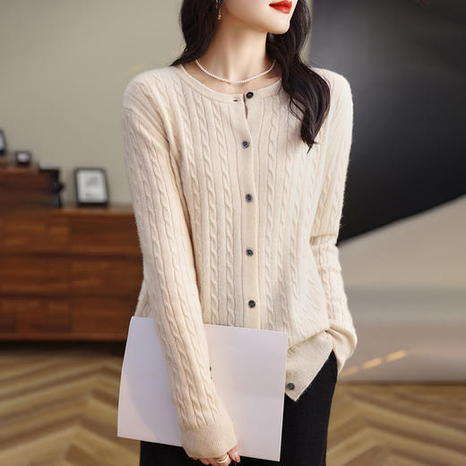 纤束马复古麻花纹理安迪绒开衫 ZD-3001 商品图0