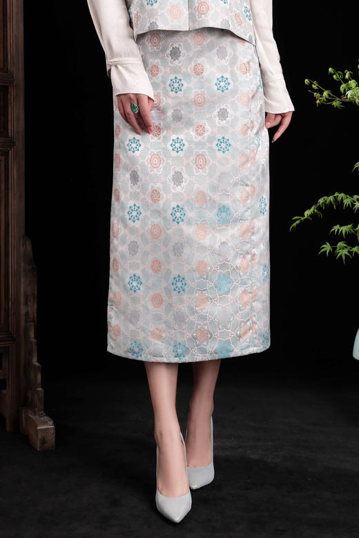 荷言GL 谁争春 新中式织锦国风半身裙 商品图1