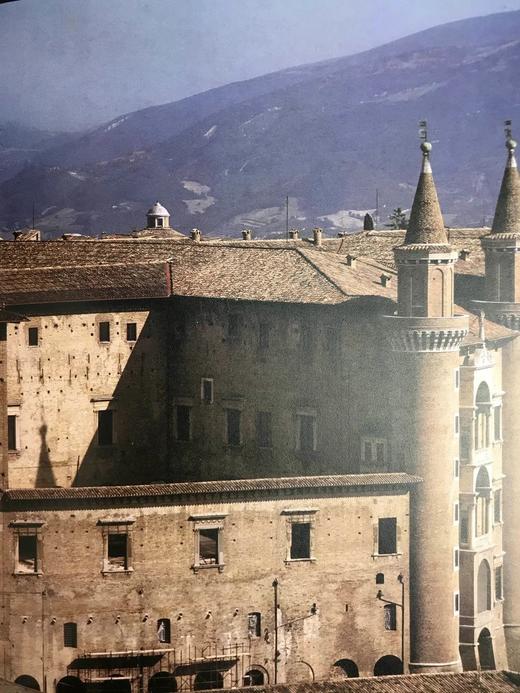 意大利文艺复兴世纪宫廷图集 数百幅插图 精装大16开 商品图12