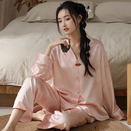 新中式盘扣国风春秋季新款睡衣冰雪丝长袖国潮睡衣优雅端庄家居服休闲舒适套装 商品图11