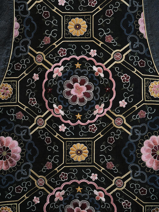 盛唐婧 |中式太阳花绣花对襟马甲 商品图10
