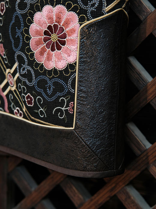 盛唐婧 |中式太阳花绣花对襟马甲 商品图7