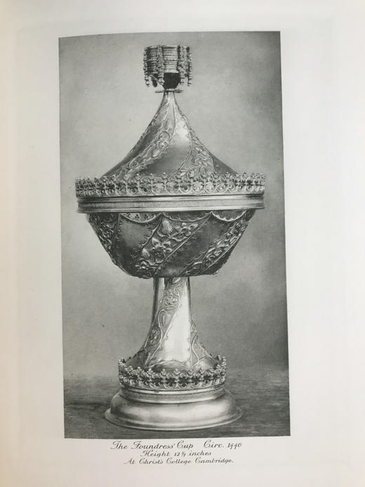 重10公斤巨册特装本！1911年 英国金银器工艺品图史（全2卷） 1500余幅文内插图 76幅整页版画插图 真皮精装8开 商品图11