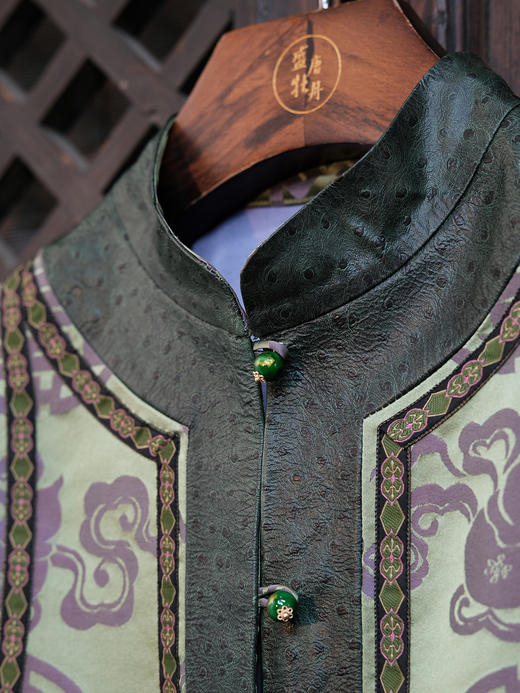 瑕疵|盛唐婧 |中式国风羊皮拼库缎对襟马甲-绿色[特价品] 商品图4