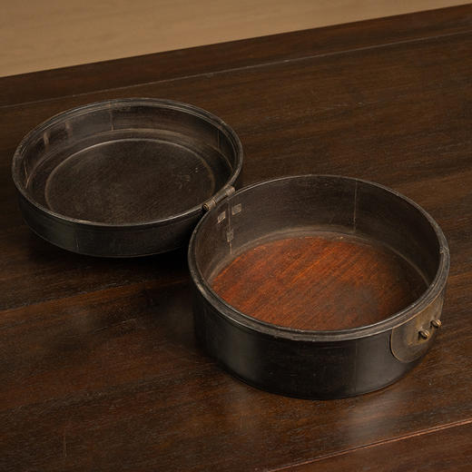 清 紫檀百宝嵌花卉纹圆形文房盒 商品图3