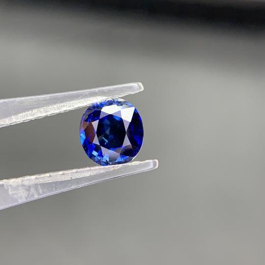 1.02ct 蓝宝石裸石 商品图5