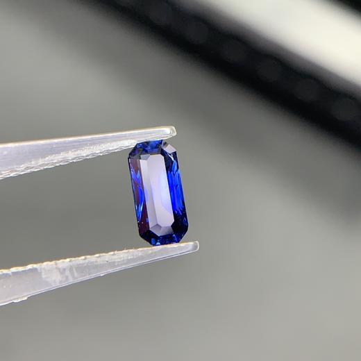 1.23ct 蓝宝石裸石 商品图5