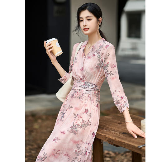 【山茶花连衣裙】2026春季慵懒松弛温柔风修身碎花裙3541 商品图0