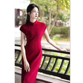 2024秋季新款时尚改良新中式年轻款雪尼尔纯色连袖长款旗袍SYK22571