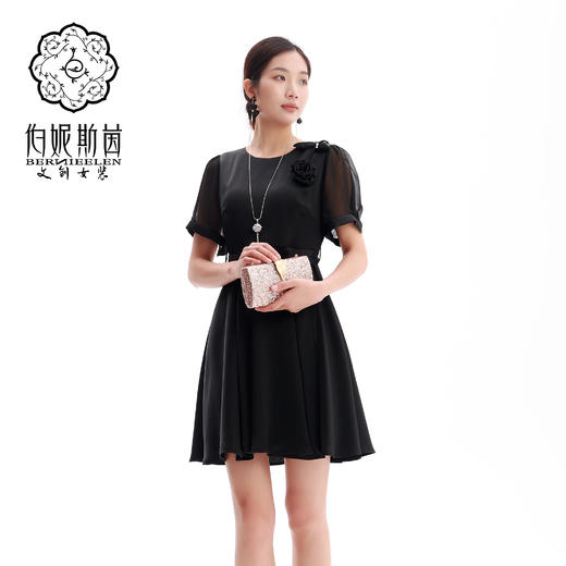 HJ2S32_漆黑色_连衣裙_四季_气质优雅立体花朵网纱袖收腰系带显瘦 A 字短裙_高级女装_BERNIEELEN 伯妮斯茵 商品图7