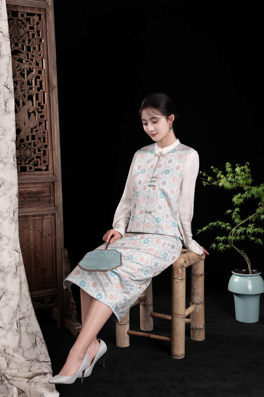 荷言GL 谁争春 新中式织锦国风半身裙 商品图3