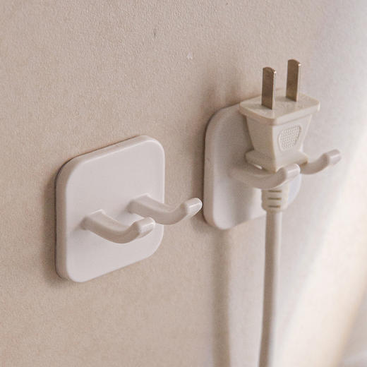 【白色 2个装】娜家插头挂钩 商品图0