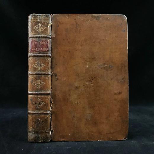 1757年 英国伍尔维奇皇家军事学院 约翰·穆勒《炮兵论著：火药与火器理论》 配多幅可展开原品版画插图 全真皮精装大32开 商品图0