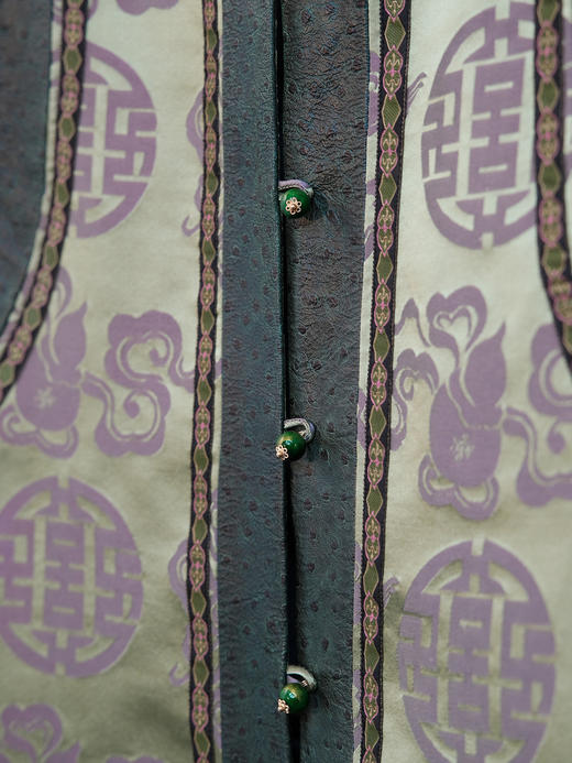 瑕疵|盛唐婧 |中式国风羊皮拼库缎对襟马甲-绿色[特价品] 商品图3