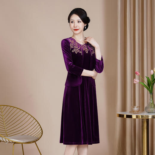 HYX-24-7860秋季新款丝绒旗袍中长款套装百搭外套大摆裙敬酒日常装 商品图3