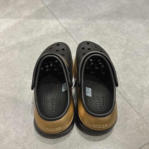 【7折】6楼卡骆驰CROCS经典金属光轮clog，吊牌价799,现价559元 商品图1