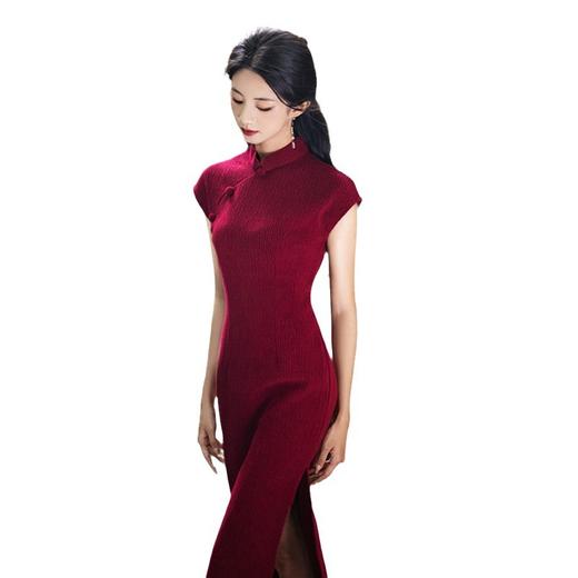 2024秋季新款时尚改良新中式年轻款雪尼尔纯色连袖长款旗袍SYK22571 商品图4